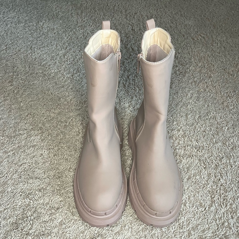 Faux Leather Chunky Chelsea Boots Size 10